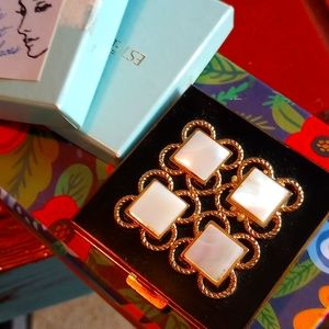 Sold. 1940s Estee' Lauder Compact w/ mop